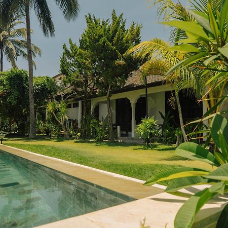 The Confidential Mandalika Hotel Kuta  Екстериор снимка
